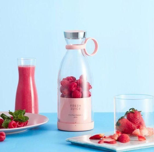 Compact Juice Blender – Lightweight & Cordless for Travel Use